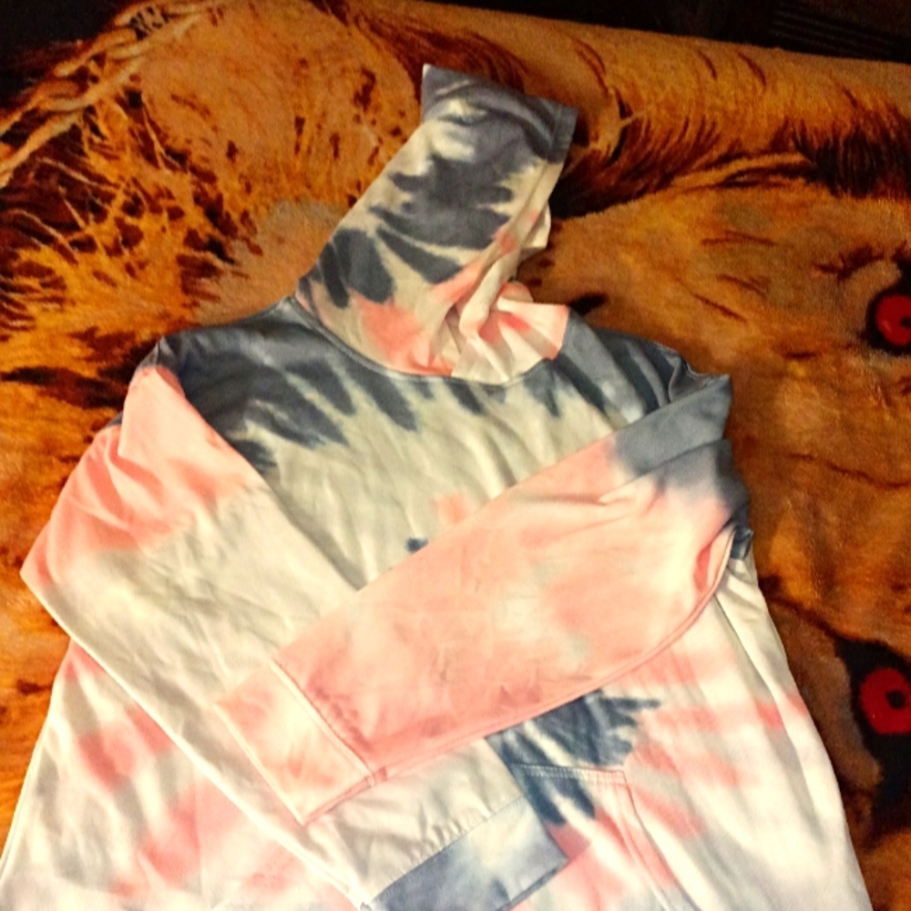 Tie dye Hoodie, Handmade, Size L, one of a kind.